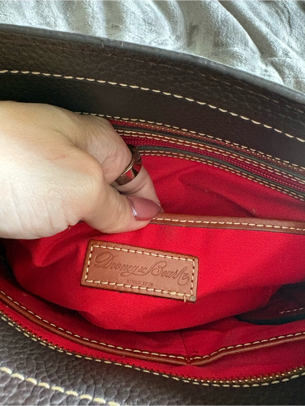Rooney & Burke Pebble Small Lexington Tote - Picture 4 of 5